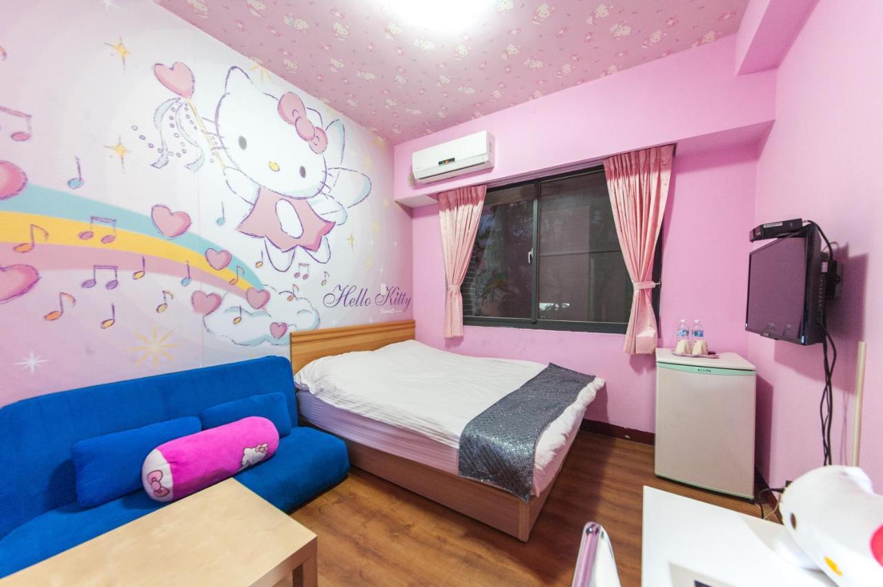 FengJia Qing Su Homestay Taichung Bagian luar foto